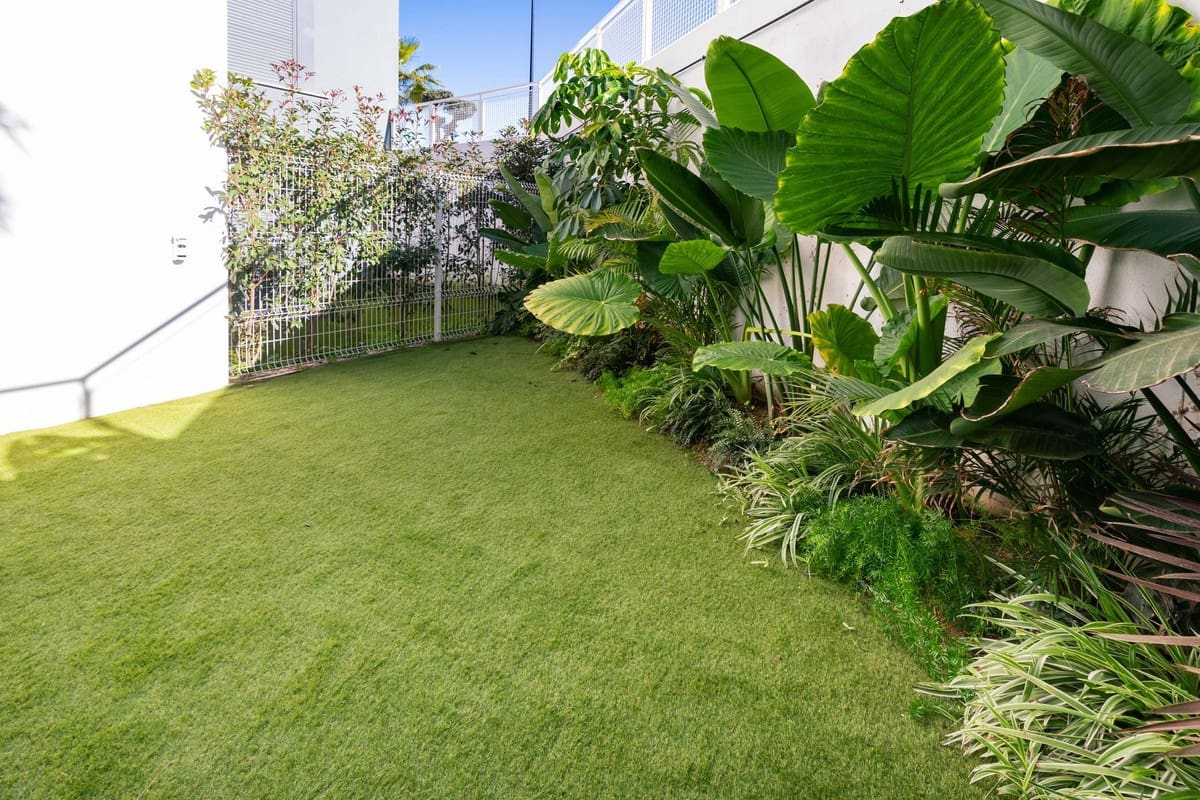 3 soverom Leilighet til salgs i Cabopino med svømmebasseng garasje - € 1 250 000 (Ref: 8766113)