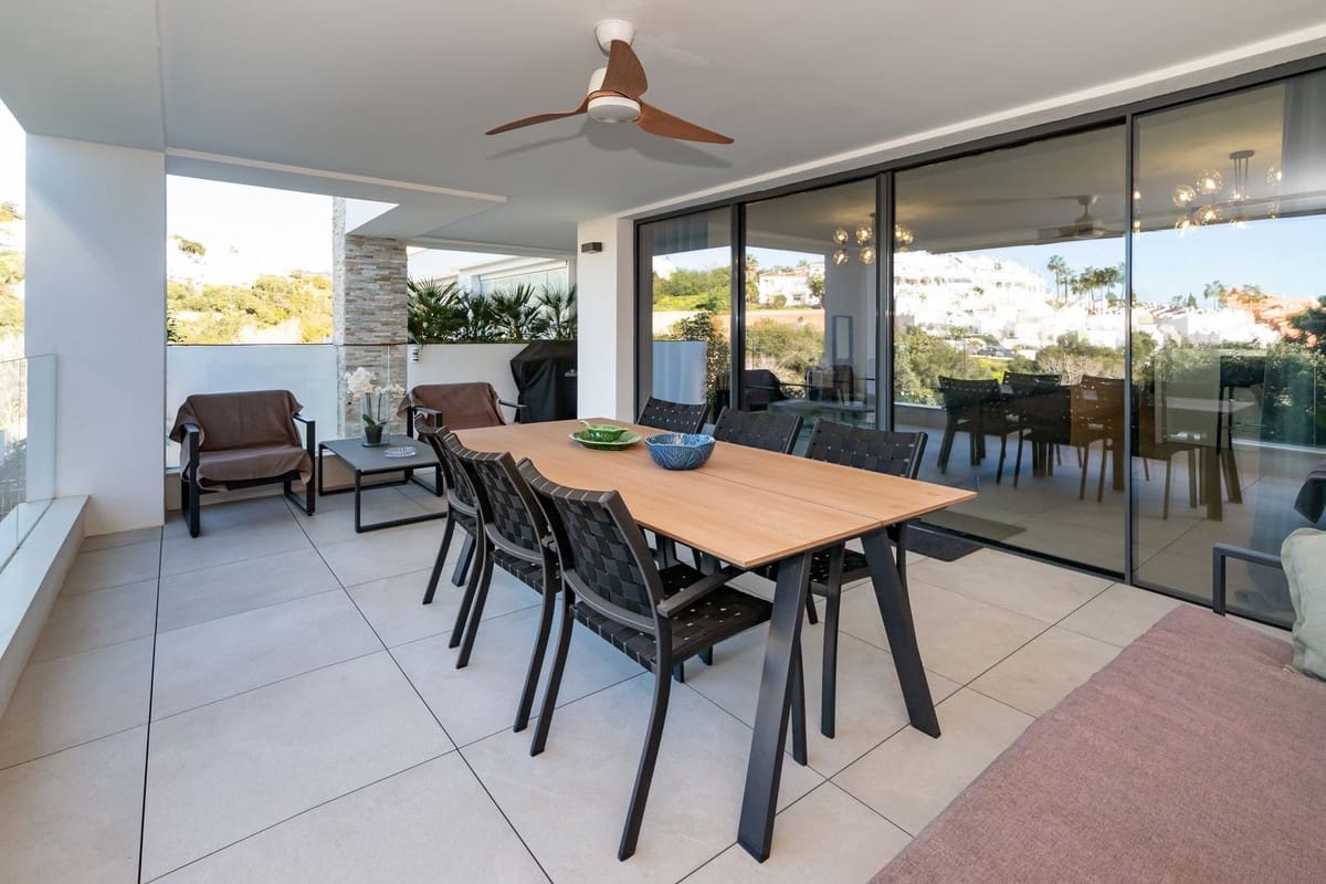 4 slaapkamer Appartement te koop in Cabopino met zwembad garage - € 980.000 (Ref: 8766113)