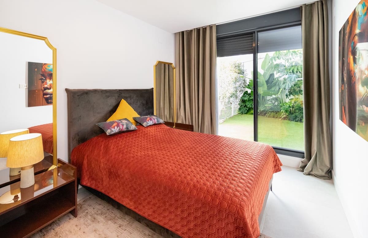 4 slaapkamer Appartement te koop in Cabopino met zwembad garage - € 980.000 (Ref: 8766113)