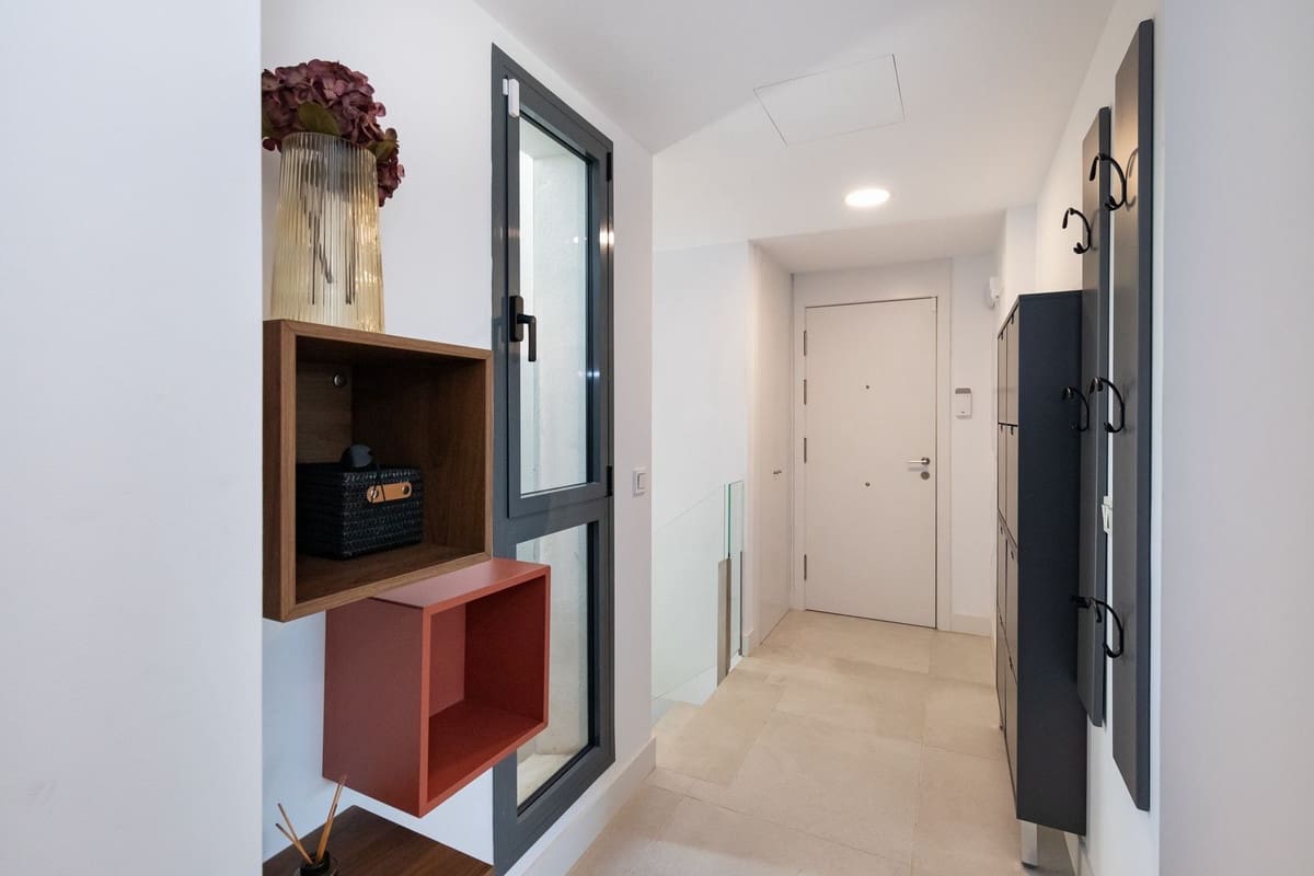 4 slaapkamer Appartement te koop in Cabopino met zwembad garage - € 980.000 (Ref: 8766113)