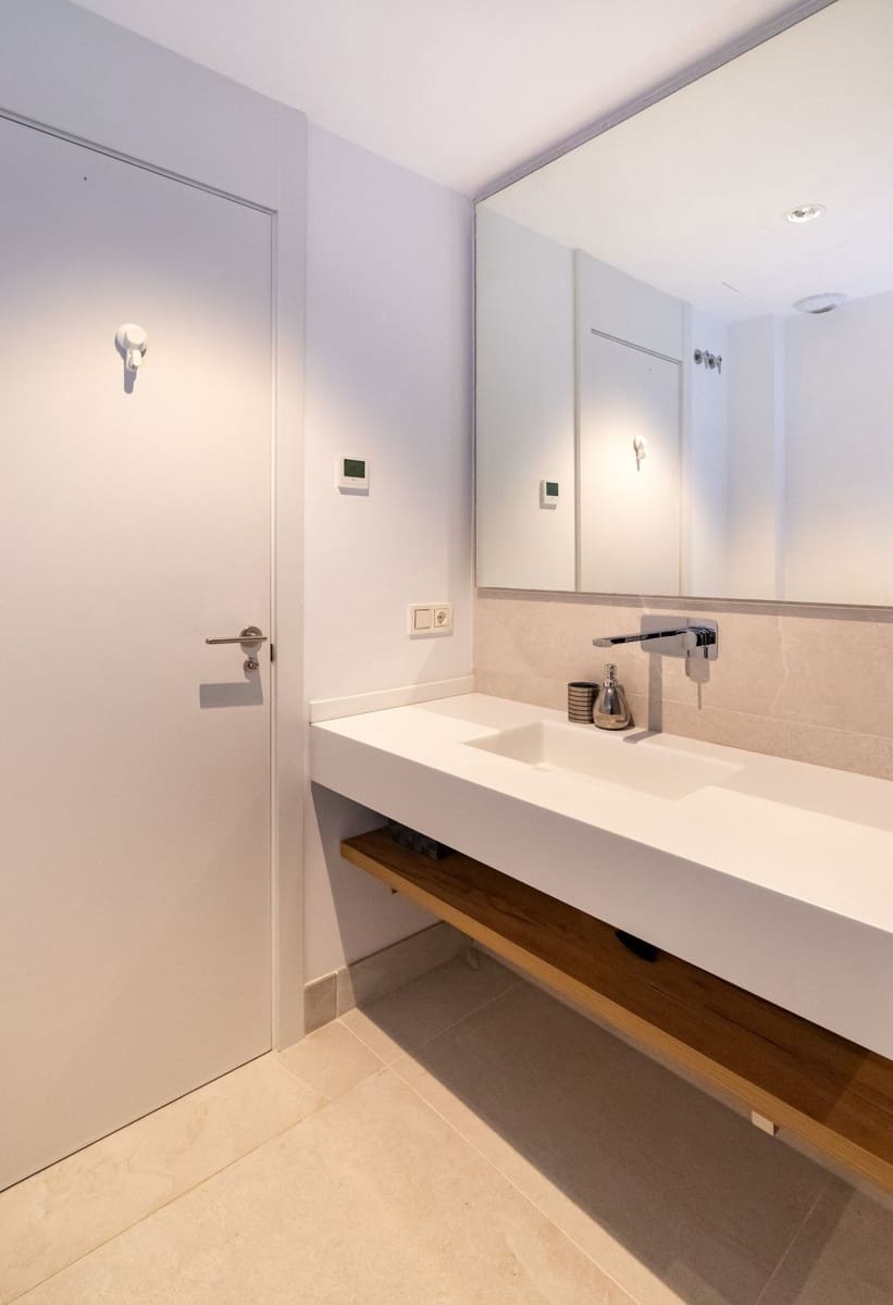 4 slaapkamer Appartement te koop in Cabopino met zwembad garage - € 980.000 (Ref: 8766113)