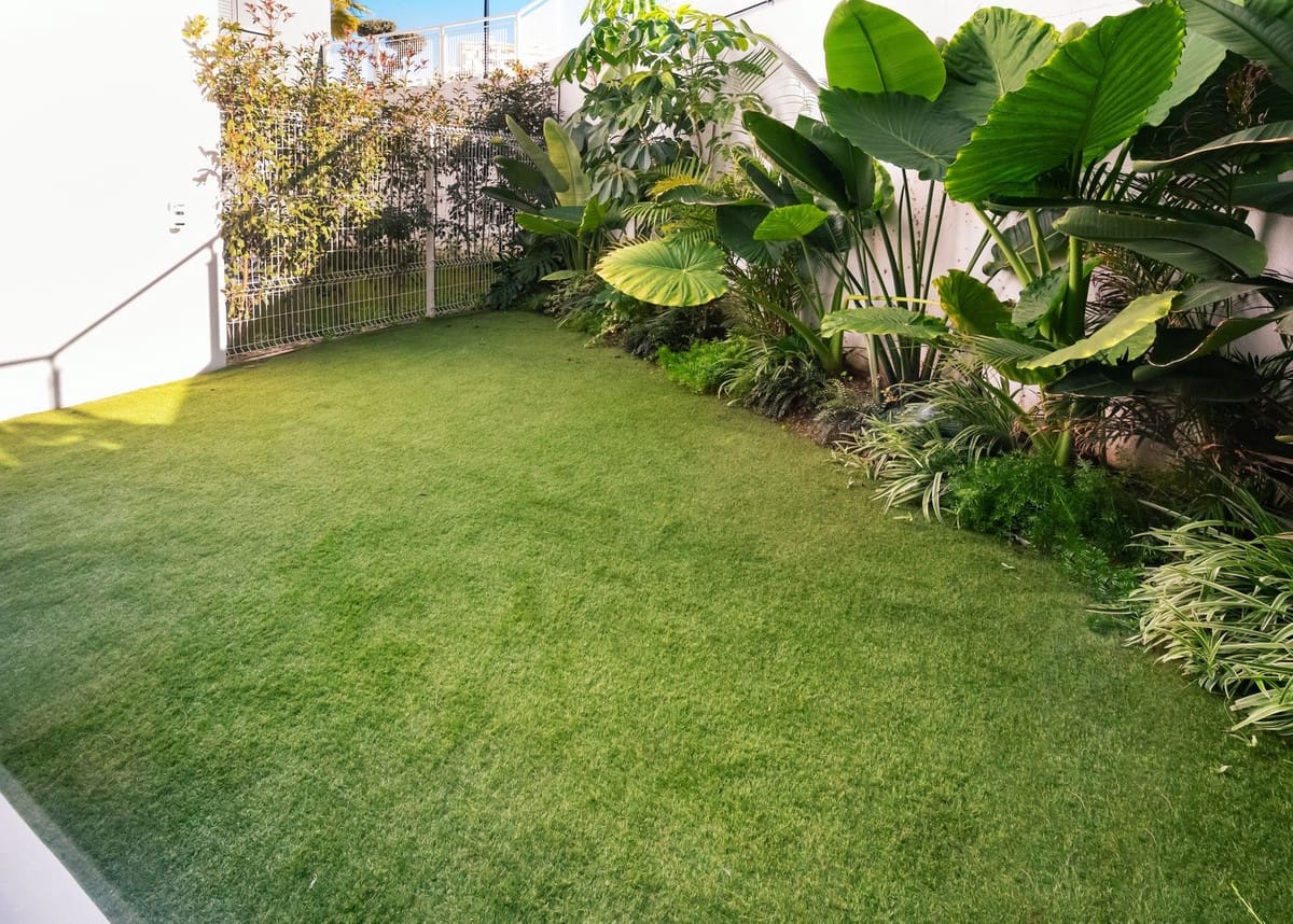 4 slaapkamer Appartement te koop in Cabopino met zwembad garage - € 980.000 (Ref: 8766113)