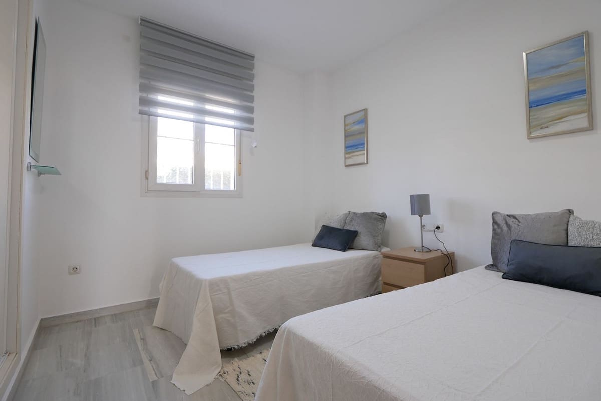 3 slaapkamer Appartement te koop in Cabopino met zwembad garage - € 499.000 (Ref: 8836220)