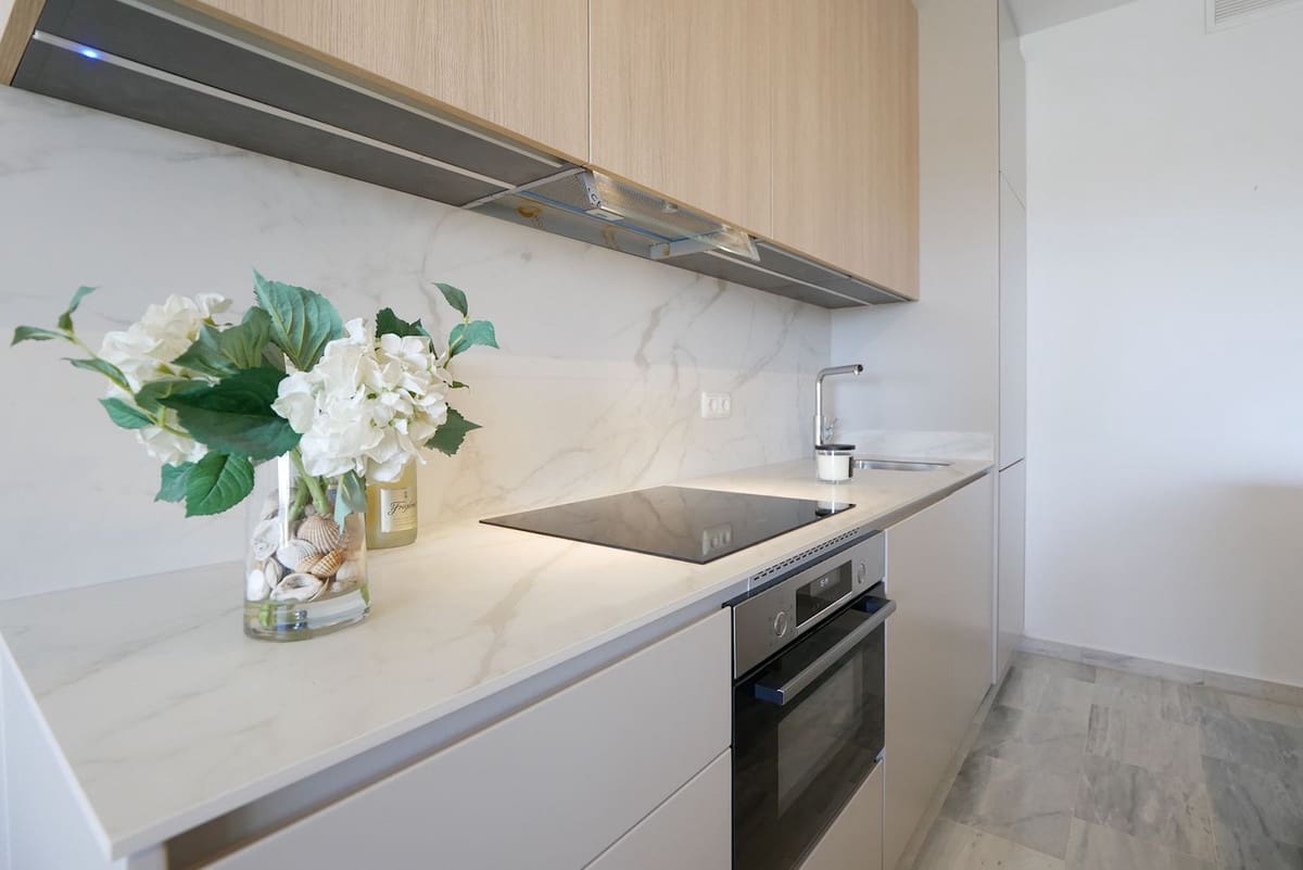 3 slaapkamer Appartement te koop in Cabopino met zwembad garage - € 499.000 (Ref: 8836220)