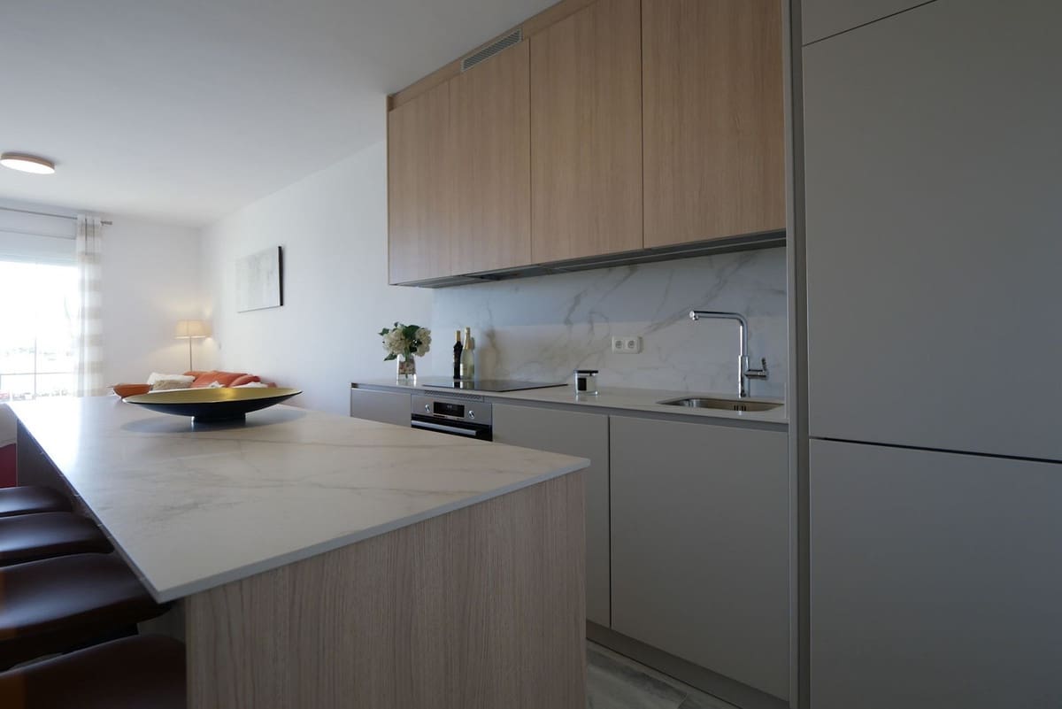 3 slaapkamer Appartement te koop in Cabopino met zwembad garage - € 499.000 (Ref: 8836220)