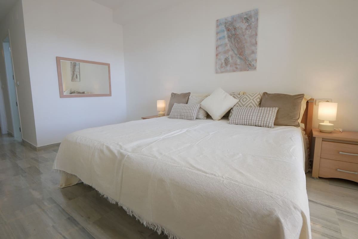 3 slaapkamer Appartement te koop in Cabopino met zwembad garage - € 499.000 (Ref: 8836220)