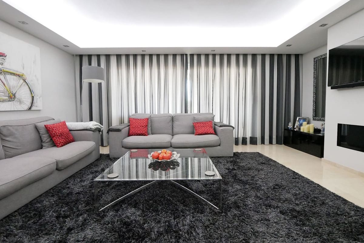 3 sovrum Lägenhet till salu i Cabopino med pool garage - 1 089 000 € (Ref: 8847183)