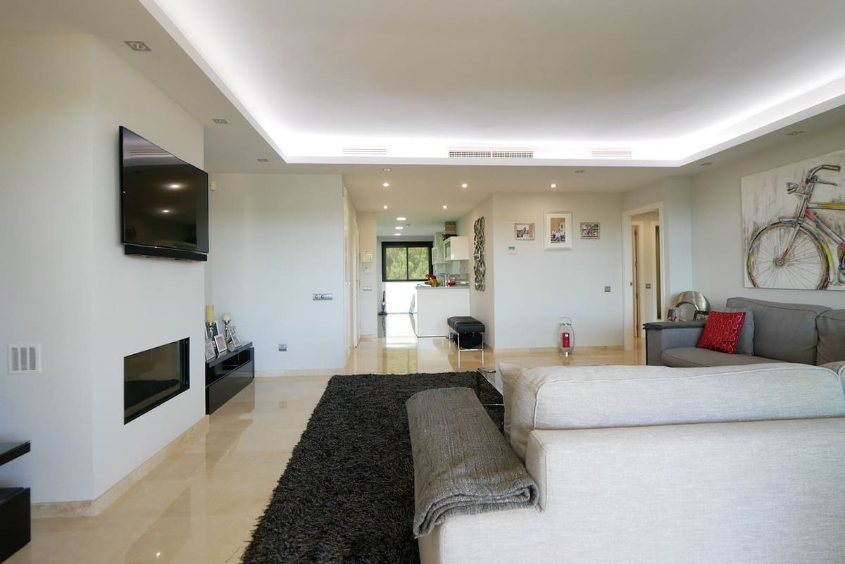 3 sovrum Lägenhet till salu i Cabopino med pool garage - 1 089 000 € (Ref: 8847183)