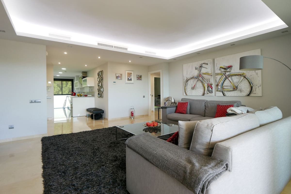 3 sovrum Lägenhet till salu i Cabopino med pool garage - 1 089 000 € (Ref: 8847183)