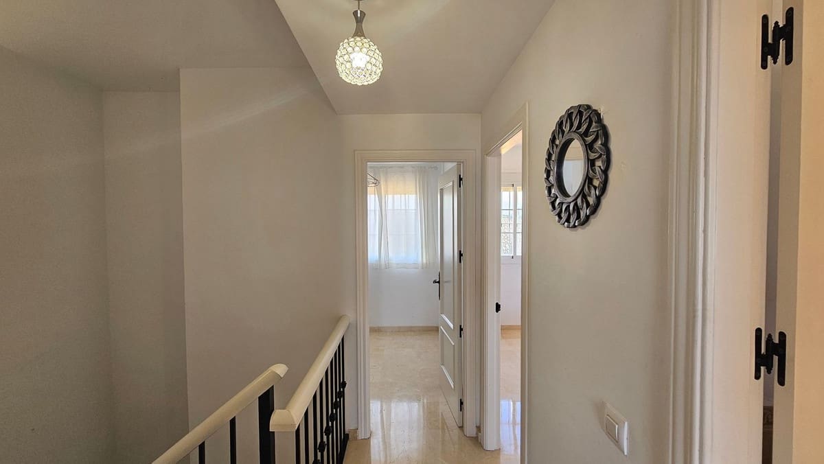 3 bedroom Townhouse for sale in Manilva with pool garage - € 299,000 (Ref: 8850411)