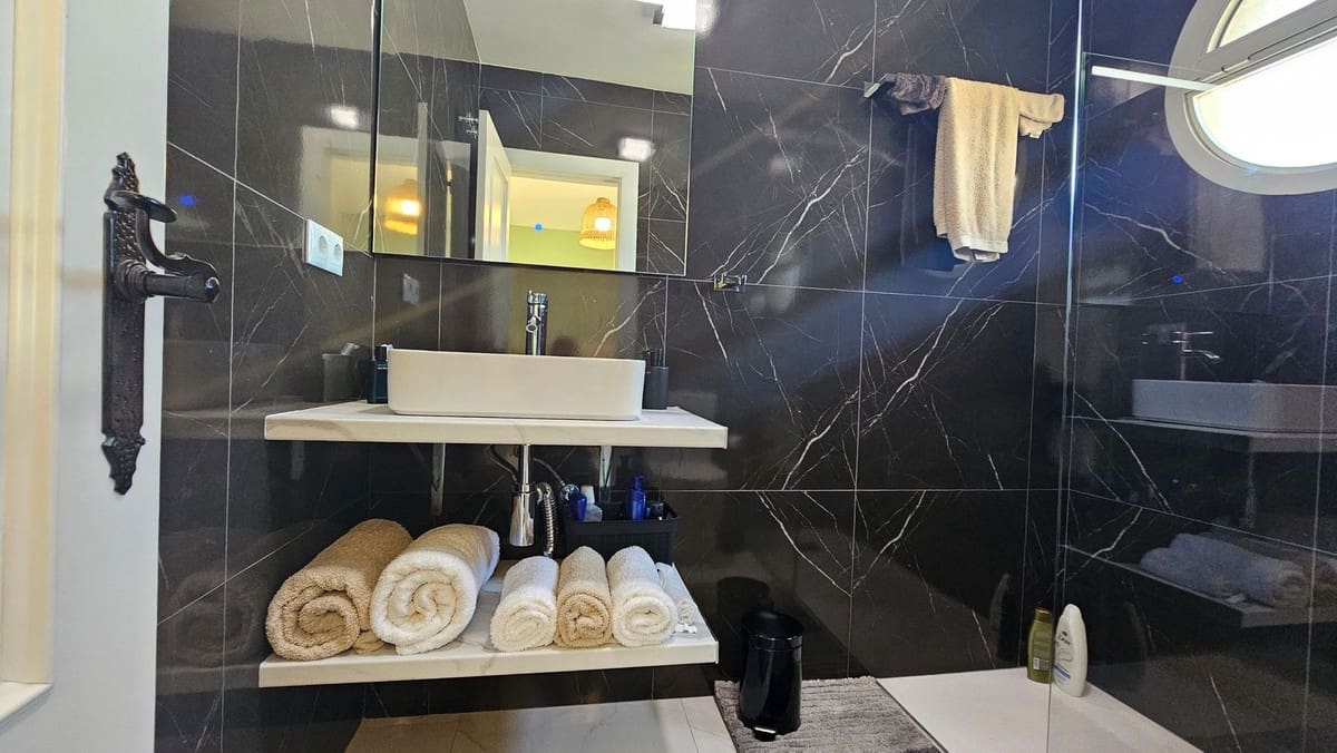 3 bedroom Townhouse for sale in Manilva with pool garage - € 299,000 (Ref: 8850411)