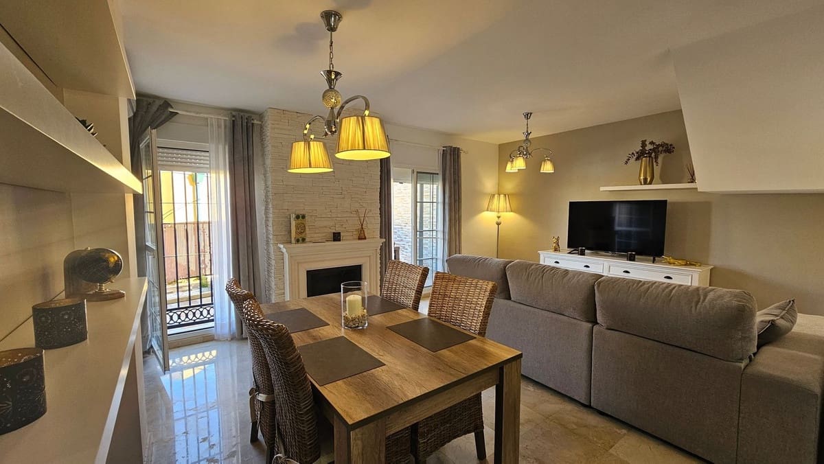 3 bedroom Townhouse for sale in Manilva with pool garage - € 299,000 (Ref: 8850411)