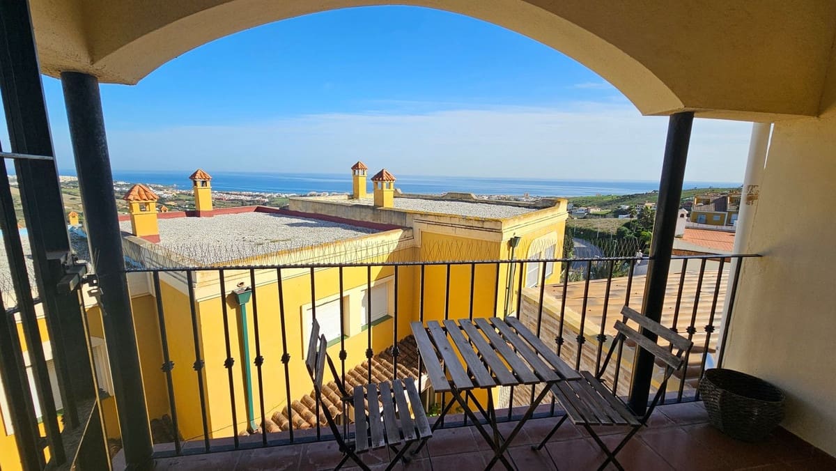 3 bedroom Townhouse for sale in Manilva with pool garage - € 299,000 (Ref: 8850411)