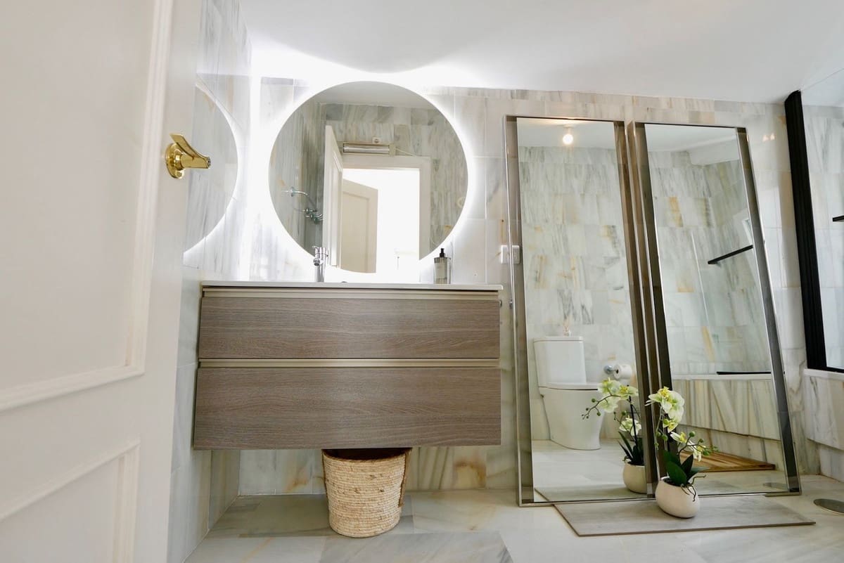 3 slaapkamer Penthouse te koop in La Mairena met zwembad - € 439.000 (Ref: 8924539)