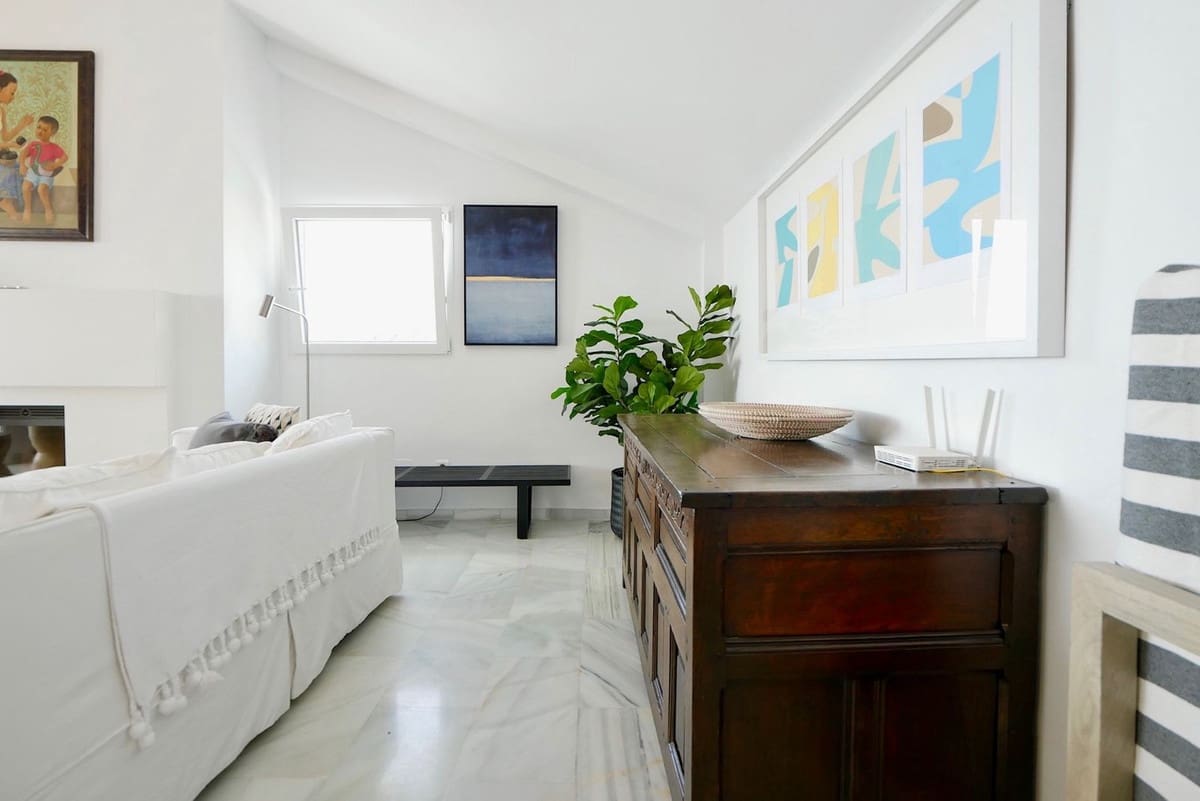 3 slaapkamer Penthouse te koop in La Mairena met zwembad - € 439.000 (Ref: 8924539)