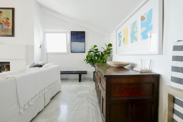 3 quarto Penthouse para venda em La Mairena, Ojen com piscina - 439 000 € (Ref: 8924539)