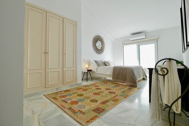 3 quarto Penthouse para venda em La Mairena, Ojen com piscina - 439 000 € (Ref: 8924539)