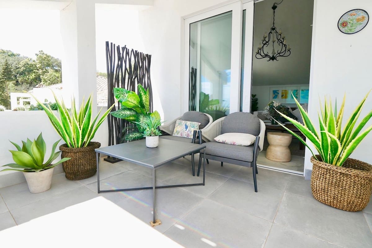 3 slaapkamer Penthouse te koop in La Mairena met zwembad - € 439.000 (Ref: 8924539)