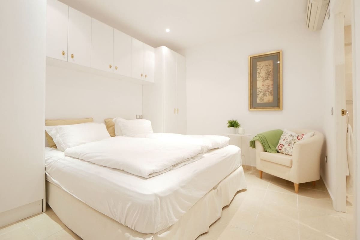 3 slaapkamer Villa te koop in Cabopino met zwembad garage - € 520.000 (Ref: 8925238)