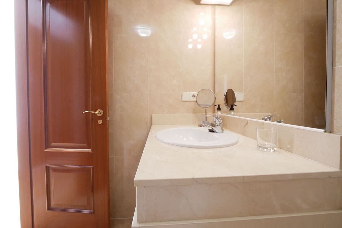 2 soveværelse Lejlighed til salg i Calahonda med swimmingpool garage - € 284.900 (Ref: 8925341)