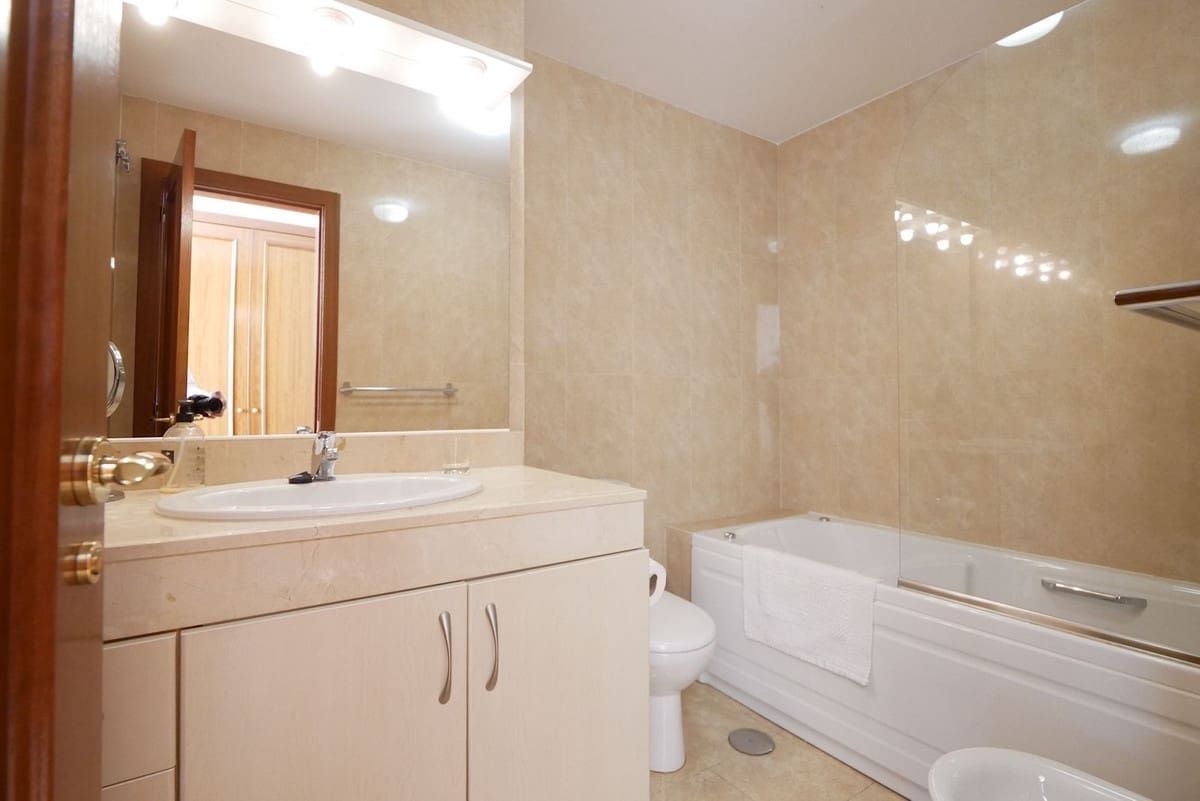2 camera da letto Appartamento in vendita in Calahonda con piscina garage - 280.499 € (Rif: 8925341)