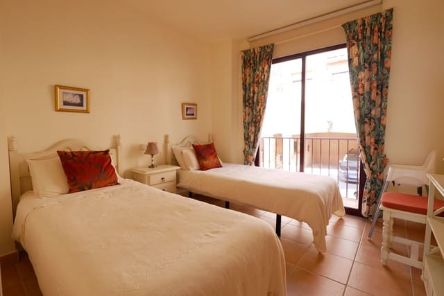 2 sypialnia Apartament na sprzedaż w Calahonda, Mijas z basenem garażem - 280 499 € (Ref: 8925341)