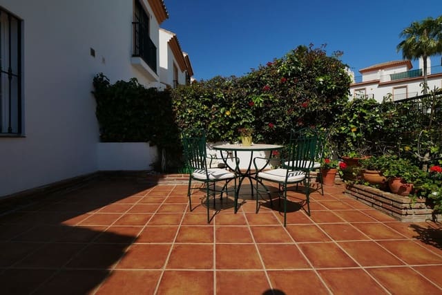 4 camera da letto Casa in vendita in Cabopino, Marbella con piscina garage - 579.000 € (Rif: 8942583)