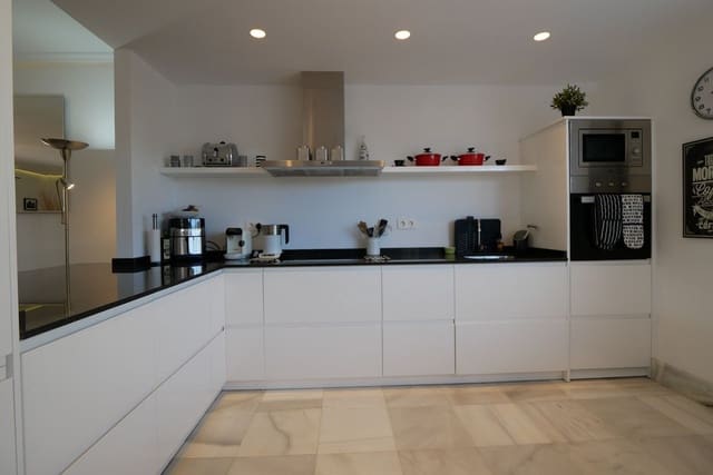 4 camera da letto Casa in vendita in Cabopino, Marbella con piscina garage - 579.000 € (Rif: 8942583)