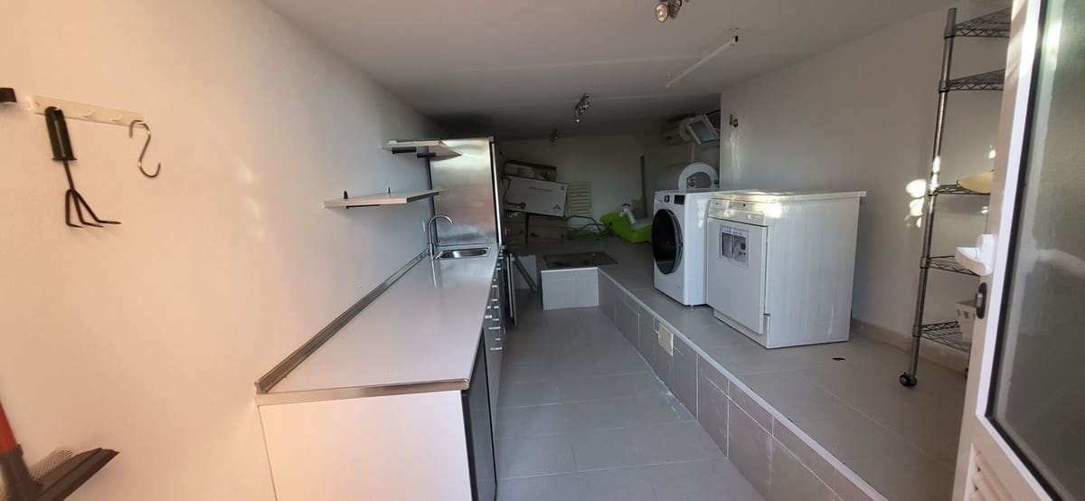 4 makuuhuone Huvila myytävänä paikassa Marbella - 849 000 € (Ref: 8949261)