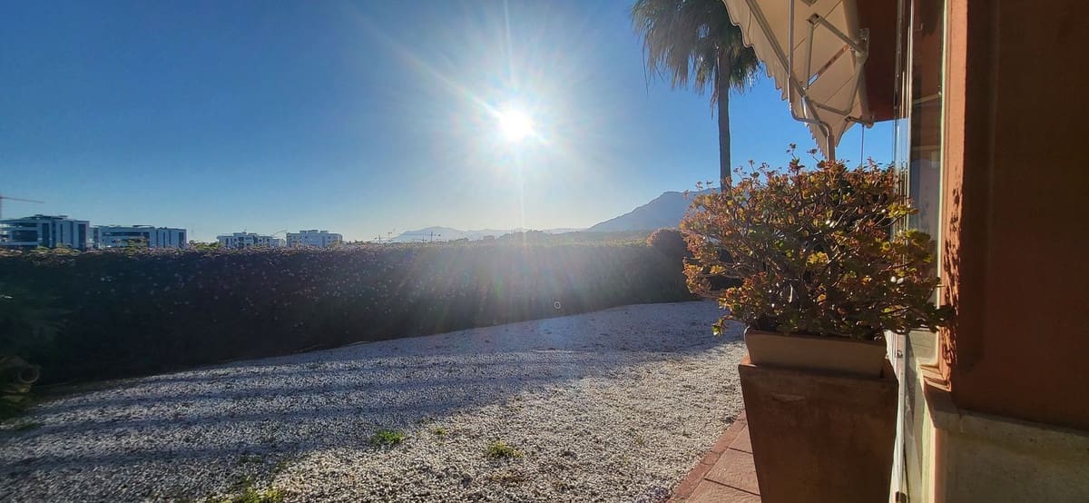 4 makuuhuone Huvila myytävänä paikassa Marbella - 849 000 € (Ref: 8949261)