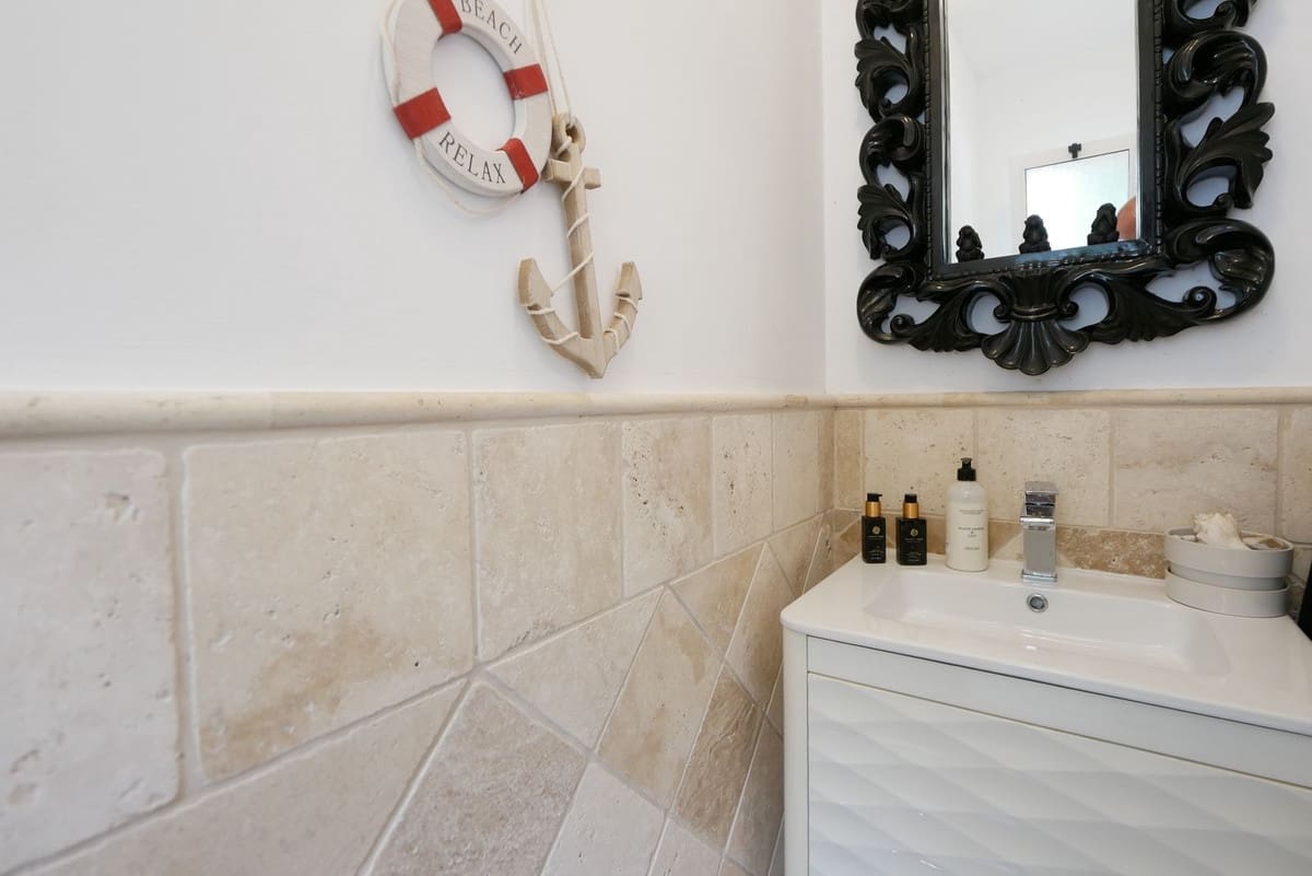 3 slaapkamer Halfvrijstaande villa te koop in Manilva met zwembad garage - € 349.000 (Ref: 8954015)