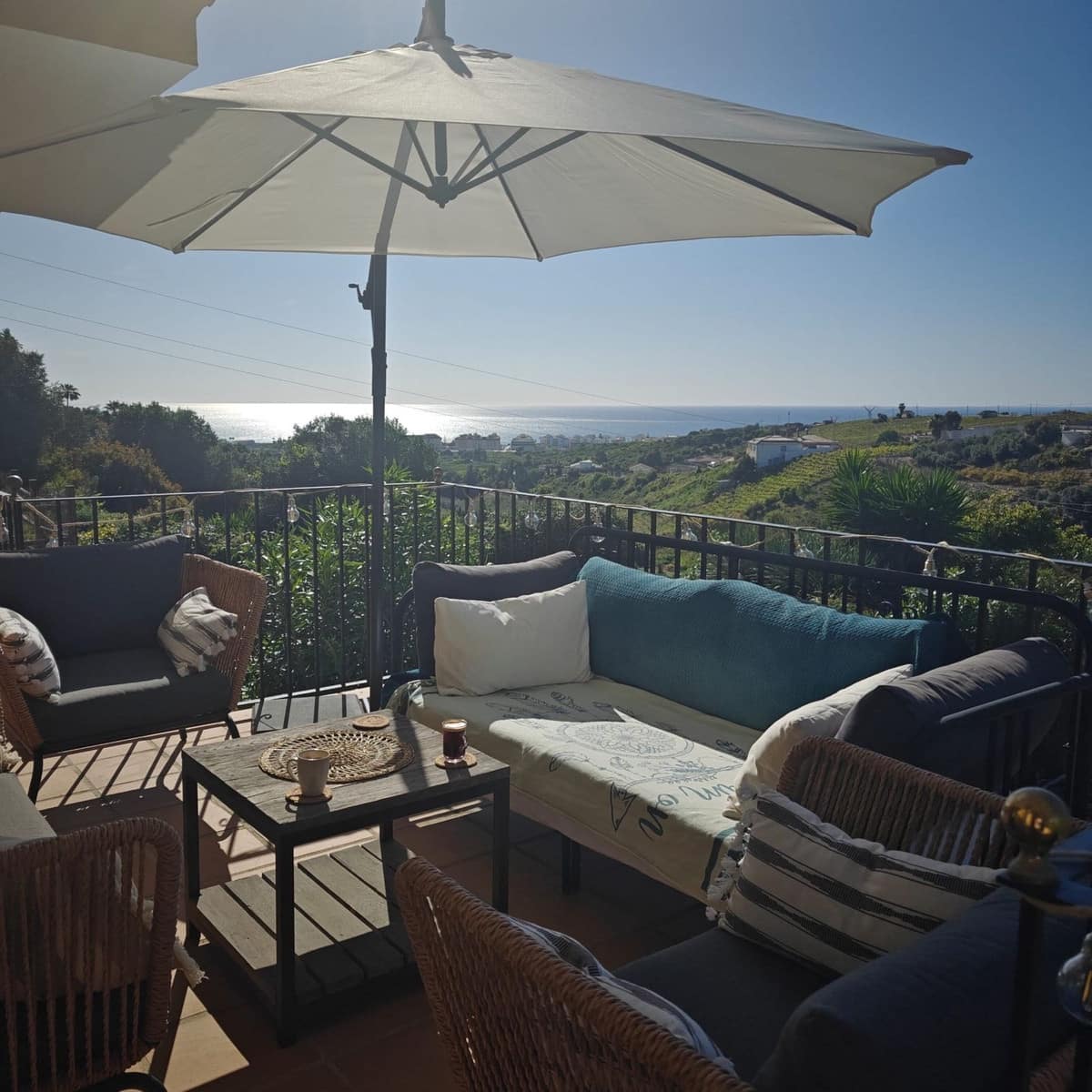 3 slaapkamer Halfvrijstaande villa te koop in Manilva met zwembad garage - € 349.000 (Ref: 8954015)