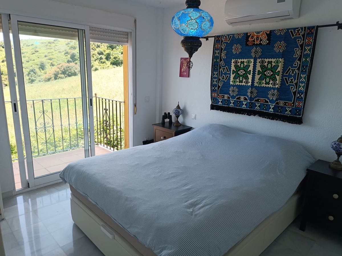 3 slaapkamer Halfvrijstaande villa te koop in Manilva met zwembad garage - € 349.000 (Ref: 8954015)