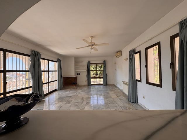 3 sypialnia Willa na sprzedaż w Miraflores, Mijas z basenem garażem - 695 000 € (Ref: 9058220)