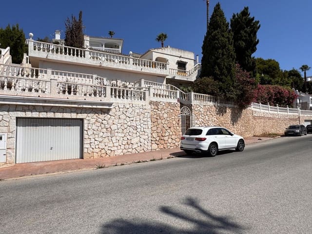 3 sypialnia Willa na sprzedaż w Miraflores, Mijas z basenem garażem - 695 000 € (Ref: 9058220)