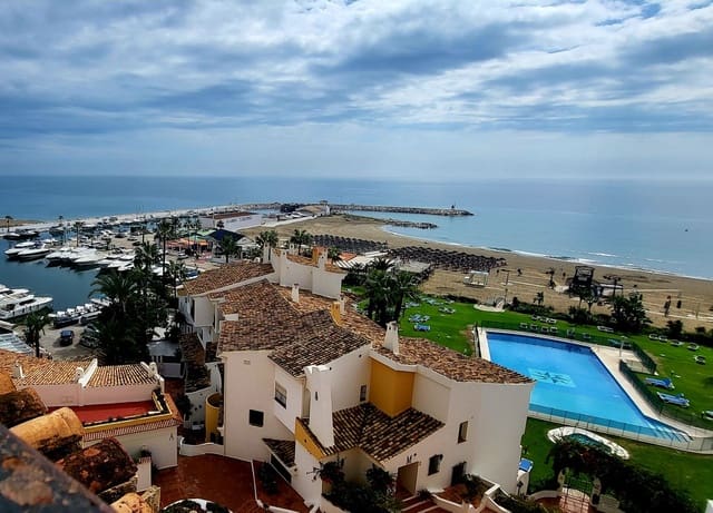 Studio na sprzedaż w Cabopino, Marbella z basenem garażem - 350 000 € (Ref: 9060493)