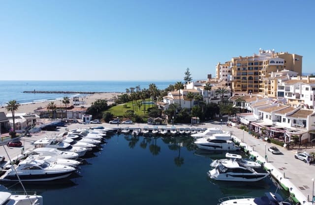 Studio for sale in Cabopino, Marbella with pool garage - € 374,000 (Ref: 9060493)