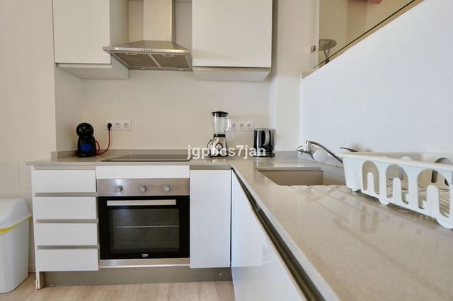 Studio til salgs i Cabopino, Marbella med svømmebasseng garasje - € 374 000 (Ref: 9060493)