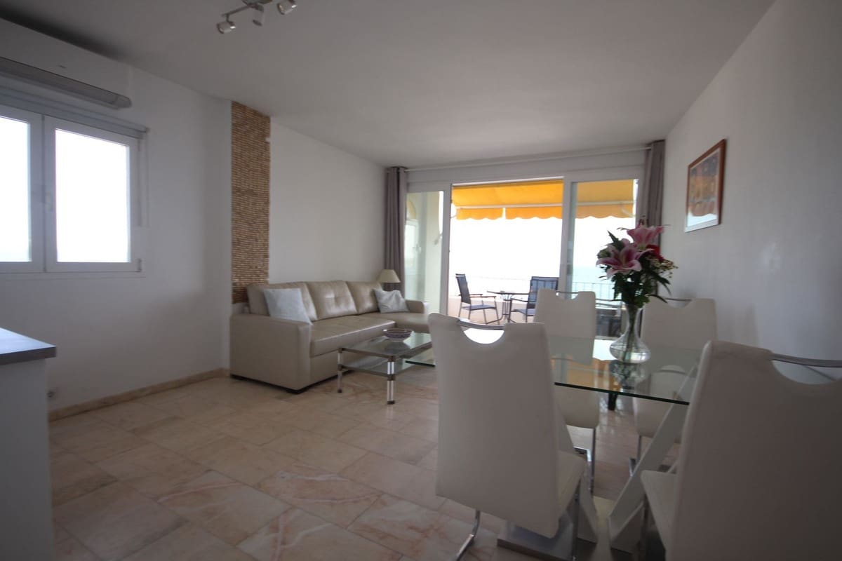 2 bedroom Apartment for sale in Cabopino with pool garage - € 575,000 (Ref: 9061089)