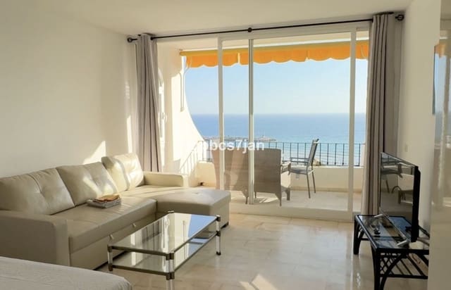 2 soverom Leilighet til salgs i Cabopino, Marbella med svømmebasseng garasje - € 575 000 (Ref: 9061089)