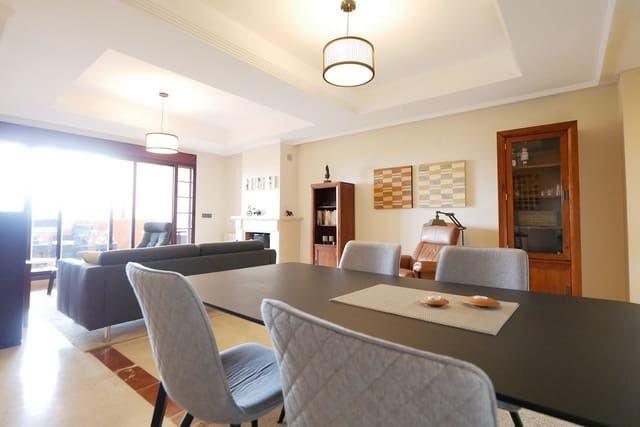 2 slaapkamer Appartement te koop in Marbella met zwembad garage - € 289.900 (Ref: 9080764)