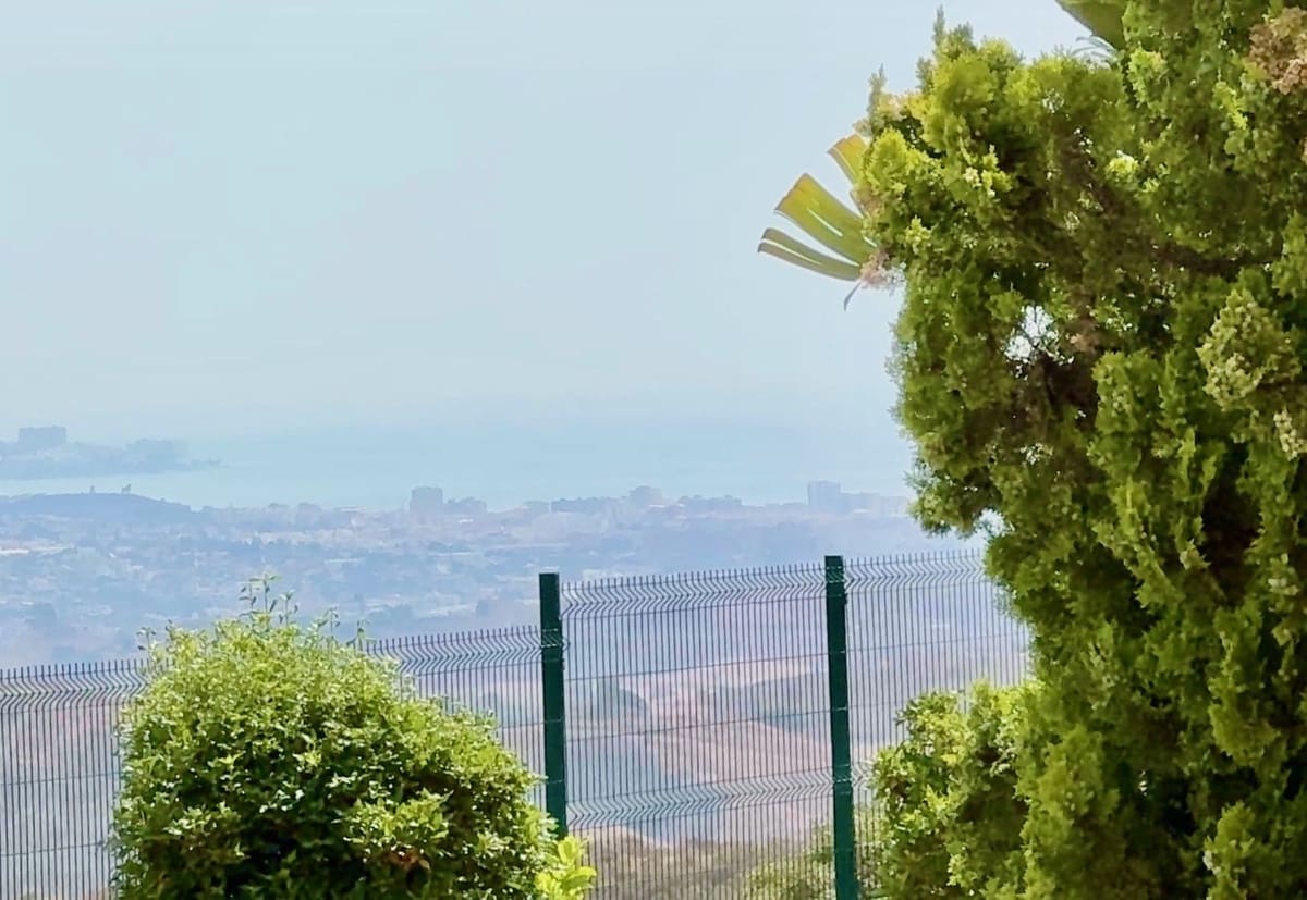 2 soverom Leilighet til salgs i Marbella med svømmebasseng garasje - € 289 900 (Ref: 9080764)