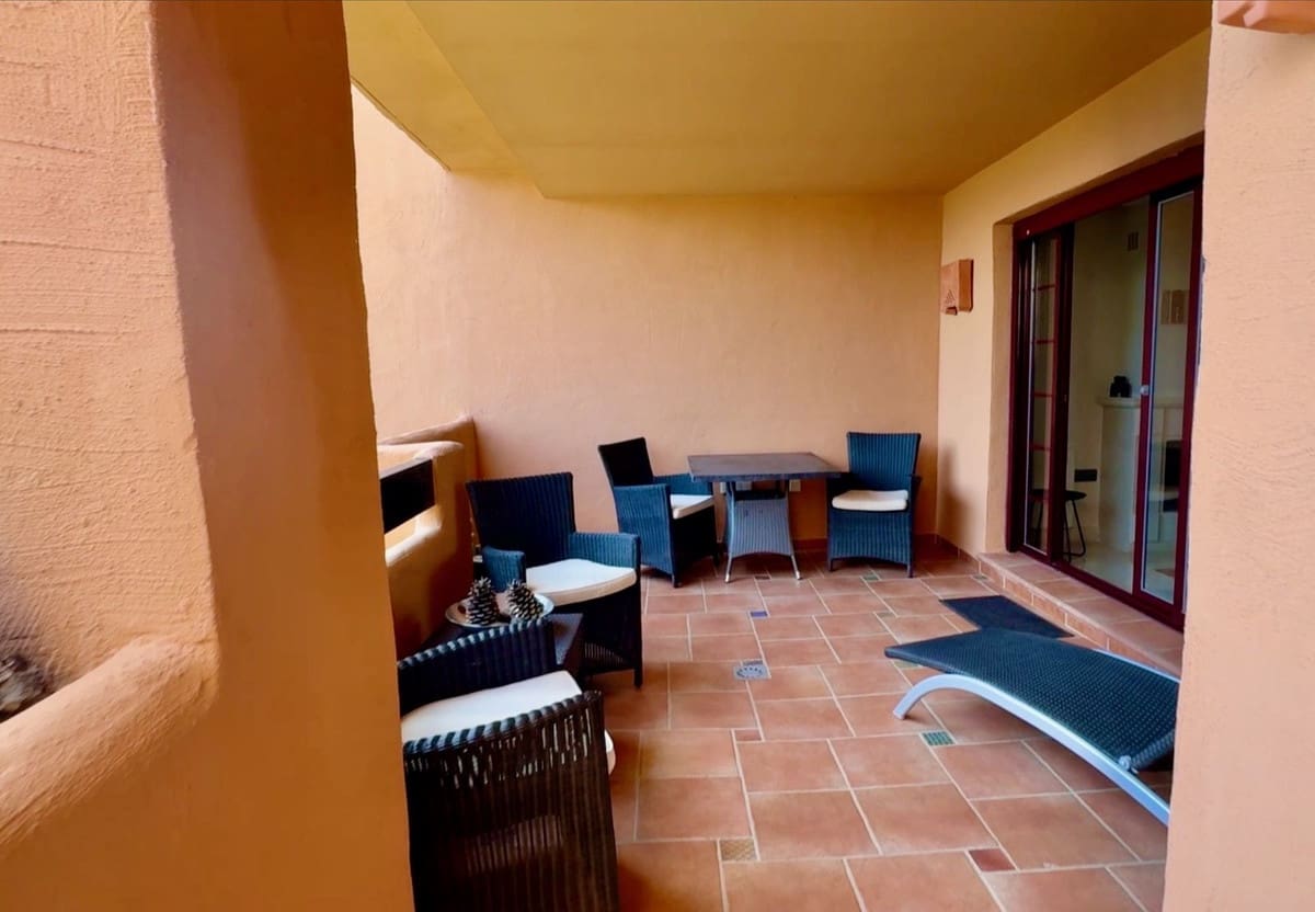 2 soverom Leilighet til salgs i Marbella med svømmebasseng garasje - € 289 900 (Ref: 9080764)