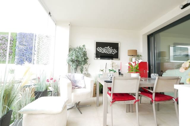 3 makuuhuone Huoneisto myytävänä paikassa La Cala de Mijas, Mijas mukana uima-altaan 
autotalli - 499 000 € (Ref: 9081046)