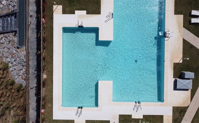 3 soveværelse Lejlighed til salg i La Cala de Mijas, Mijas med swimmingpool garage - € 499.000 (Ref: 9081046)