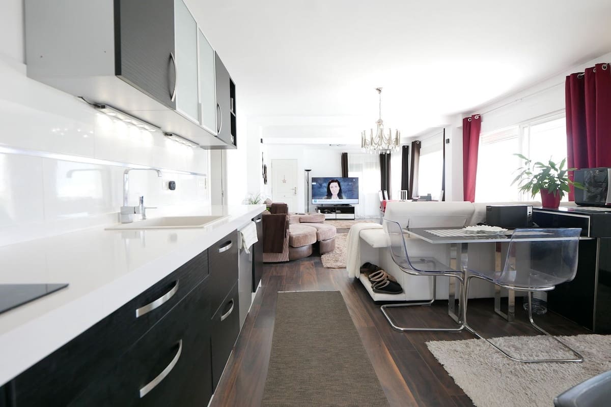 3 makuuhuone Huvila myytävänä paikassa Fuengirola mukana uima-altaan 
autotalli - 799 000 € (Ref: 9094776)