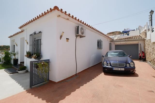 3 Zimmer Villa zu verkaufen in Fuengirola mit Pool Garage - 799.000 € (Ref: 9094776)