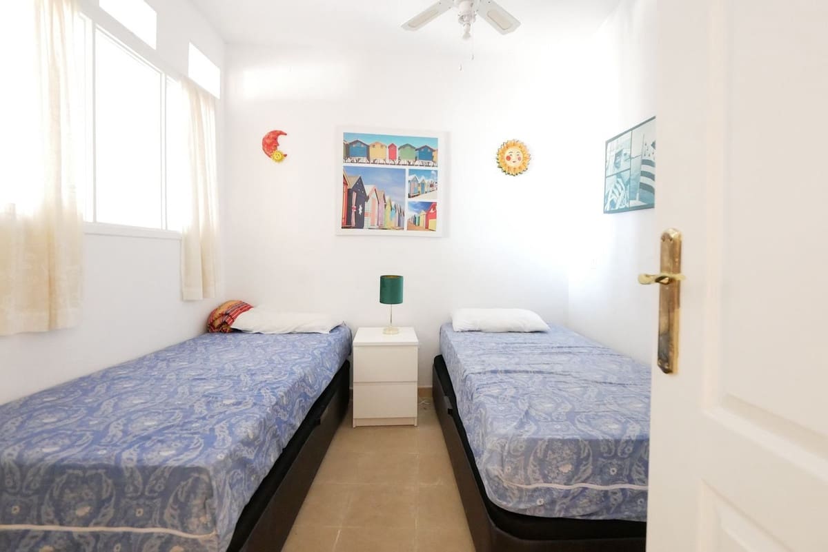 2 soverom Leilighet til salgs i Cabopino med svømmebasseng - € 349 000 (Ref: 9101642)