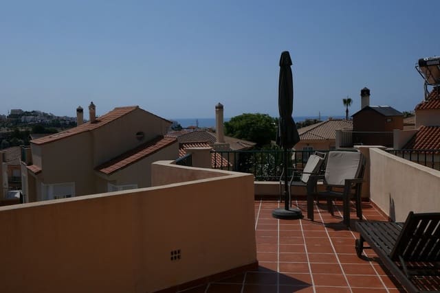 3 quarto Moradia Geminada para venda em Riviera del Sol, Mijas com piscina - 429 000 € (Ref: 9101645)