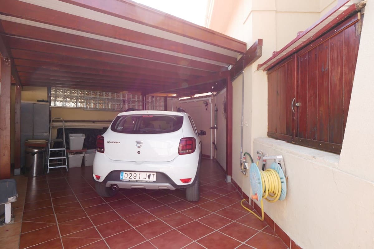 Pareado de 3 habitaciones en Riviera del Sol en venta con piscina - 429.000 € (Ref: 9101645)